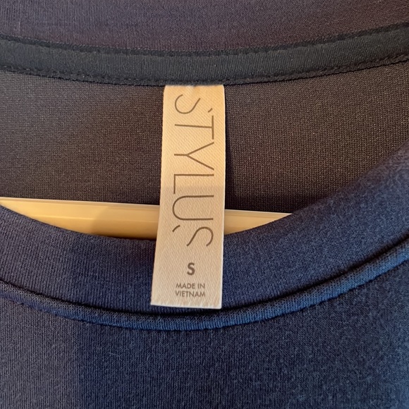 Beautiful blue dress with pockets - Picture 3 of 3